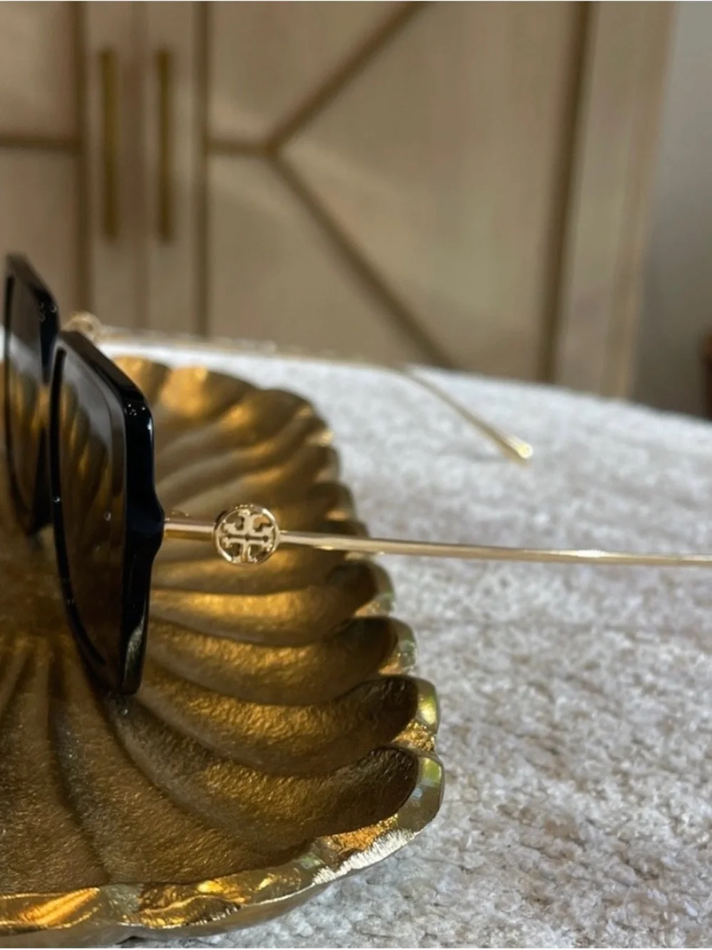 NWOT Tory Burch Black Sunglasses with Gold Temples